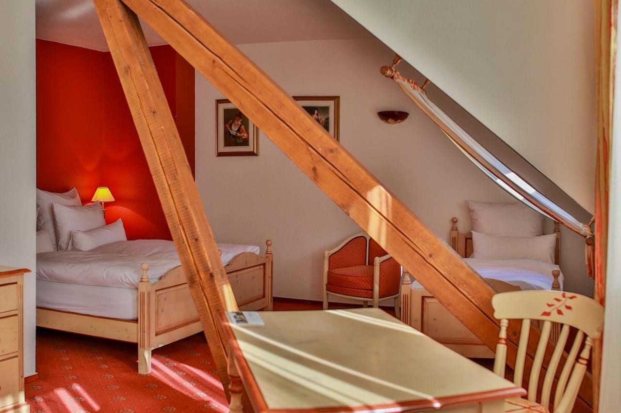 Hambach Hotel Saint-Hubert מראה חיצוני תמונה