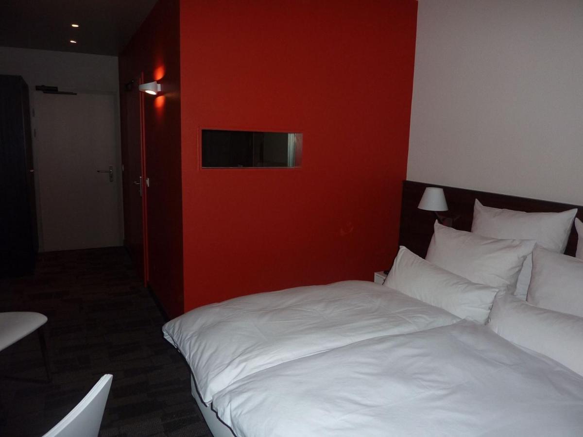 Hambach Hotel Saint-Hubert מראה חיצוני תמונה